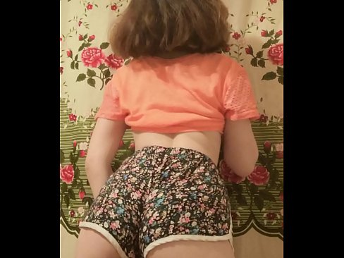 ❤️ Seksi mlada bejba se pred kamero sleče s kratkih hlač ❌ Porn video na porno sl.taxiporec.top ️❤